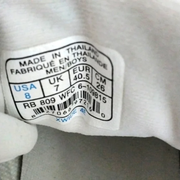 NWOT Men's REEBOK white tennis shoes - Picture 5 of 6